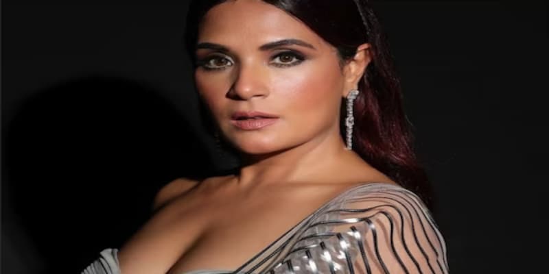 Why did actor Richa Chadha apologise for her 'Galwan says Hi' tweet?