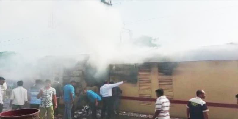 Fire breaks out in Mumbai-bound Shalimar Express coach