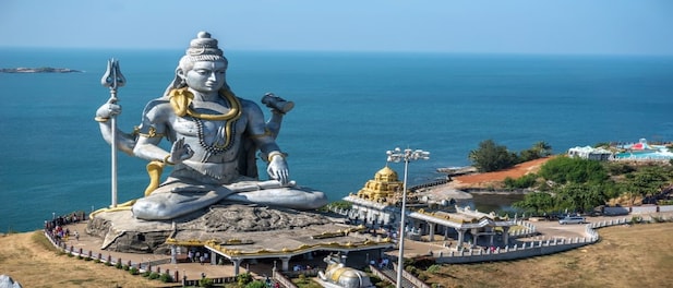 6 humongous statues in India that you must include in your historical tour itinerary