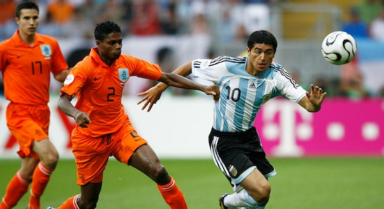 21 June 2006,  Netherlands 0 - 0 Argentina | The only draw between these two teams came at the 2006 FIFA World Cup group stage in Germany. It was a tightly contested draw that ended goalless as both teams failed to find the back of the net. Argentina’s best chance of the game came when a Juan Roman Riquelme free kick deflected off of Dutch defender Khalid Boulahrouz onto the post. Netherlands striker Dirk Kuyt tested the Argentinian shot-stopper Roberto Abbondanzieri, while Philip Cocu also forced him to tip a shot over the bar.