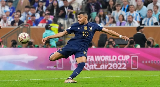 Argentina were crusing to an easy 2-0 win and were 10 minutes away from the win. That was when Kylian Mbappe turned the screws on Argentina. First he converted a penalty from the spot in the 80'th minute and then a minute later fired in a volley to bring France on the level terms. (Image: AP)
