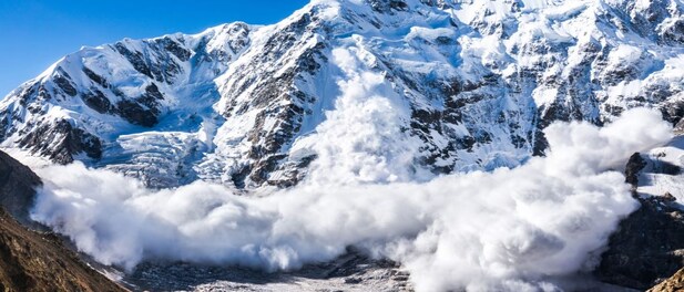 Avalanche in Tibet leaves at least 8 dead, Chinese government sends search team