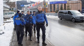 Davos 2023 | Swiss Army in full gear with evacuation train, medical help, service dogs