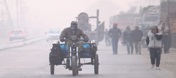 Delhi is severe not just in cold but AQI also, 150 flights delayed, trains cancelled — Cold wave alert issued