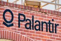 Palantir CEO predicts hiring while preparing for economic slowdown