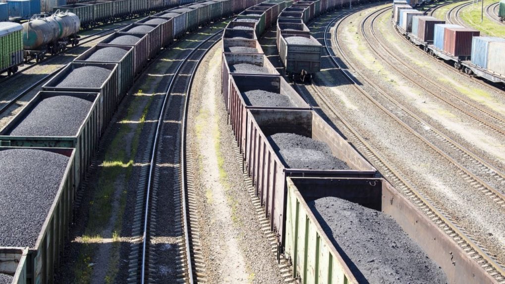 Three rail projects approved to speed up transport of coal, iron ore
