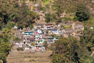 Homestay owners in Joshimath, surrounding areas shut shop, stare at uncertainty as land 'sinks'