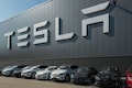 Tesla misses margin estimates, sticks to production goal