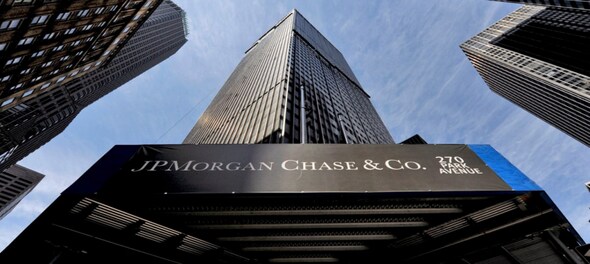 JP Morgan lays off hundreds of mortgage employees after hiring announcements