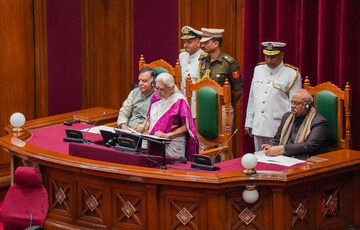 Lucknow: Uttar Pradesh Governor Anandiben Patel addresses the joint sitting of both Houses of the state during the Budget Session of Uttar Pradesh Assembly, at Vidhan Bhawan in Lucknow, Monday, Feb. 20, 2023. (PTI Photo/Nand Kumar)(