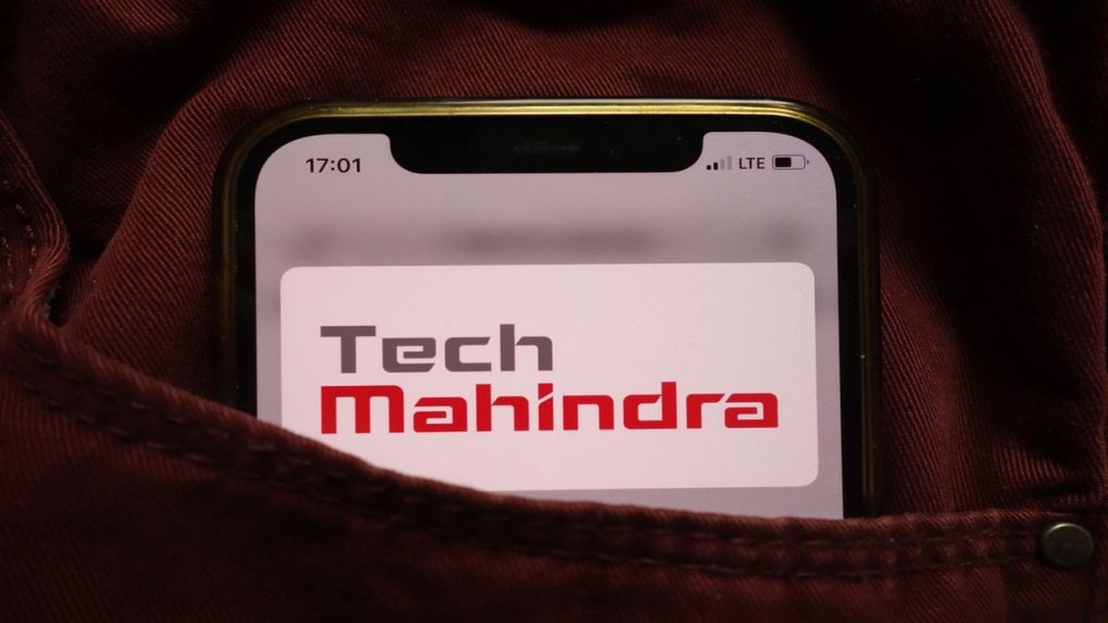 Mahindra & Mahindra, Logo, White background Stock Photo - Alamy