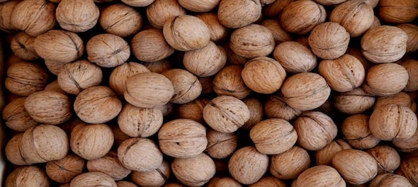 Walnuts may be good for your heart — how it works