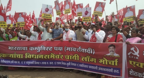 Maharashtra ministers to meet protesting farmer leaders tomorrow