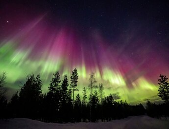 Chasing the Aurora: Your complete guide to witnessing the Northern Lights  in Alaska