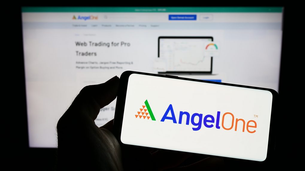 West Bangal, India - August 21, 2021 : Angel Broking Logo on Phone Screen  Stock Image. Editorial Photography - Image of data, angel: 232261677