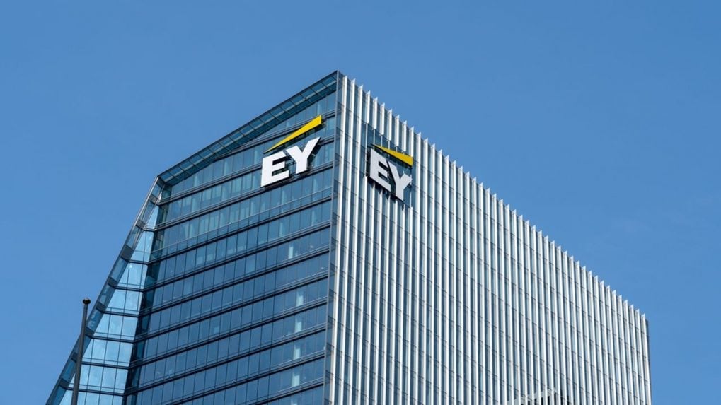 Ernst & Young calls off plan to split audit, consulting units