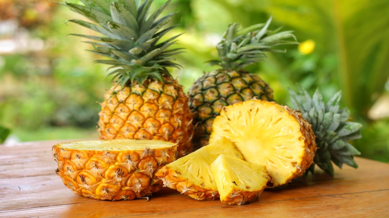 pineapple slices nutrition facts