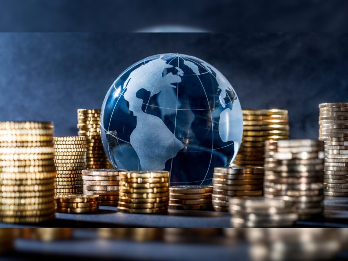 توقعات بتباطؤ نمو الاقتصاد العالمي لـ2.7% وتحذير من حرب غزة