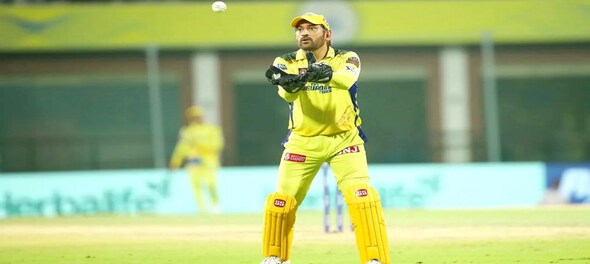 How MS Dhoni declared his decision to step down from CSK captaincy to top management