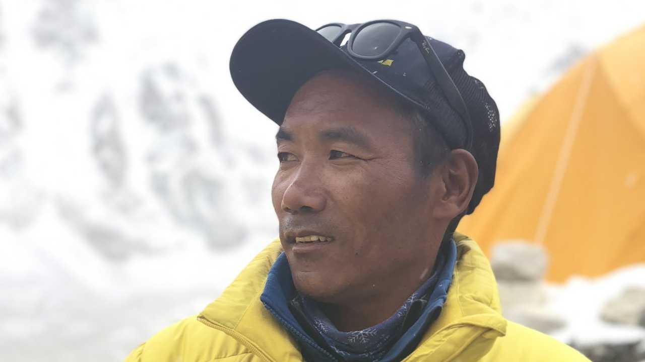 Nepal's Sherpa Guide Regains Title For Most Climbs Of Mount Everest ...