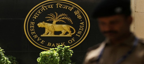 RBI includes definition of 'politically exposed persons' in KYC directives