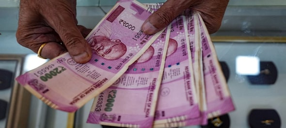 Depositing Rs 2,000 notes in bulk? Income Tax Dept may take action if ...