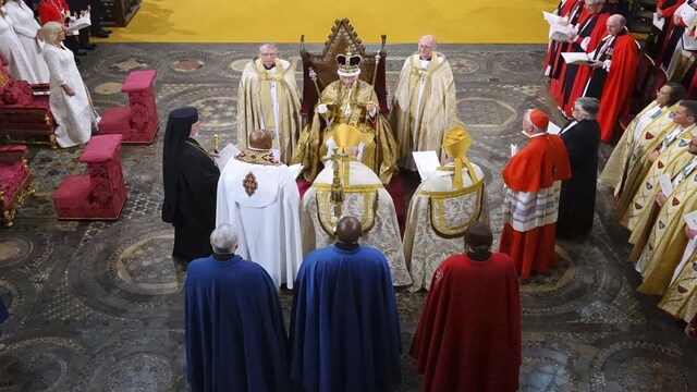 Coronation ceremony: Crowds descend on London as Charles III is crowned ...