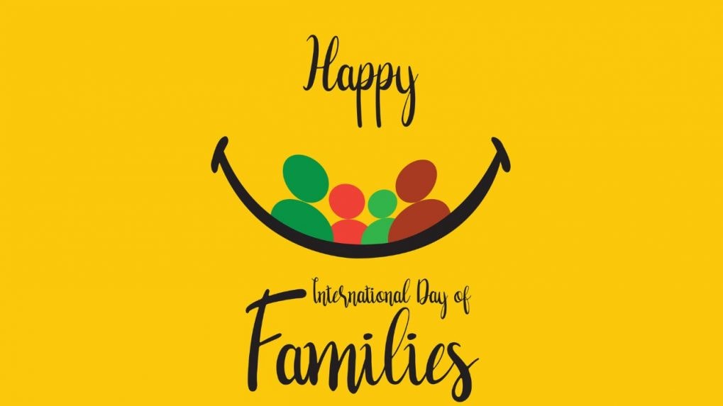 Colorful Happy Family Logo Design with Mother, Father and Child Stock  Vector - Illustration of happy, colorful: 103308724