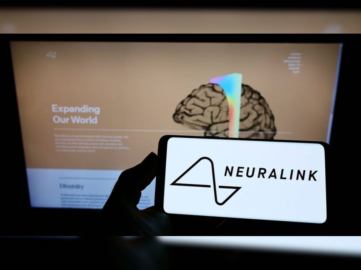 Elon Musk's Neuralink demo shows a brain-machine interface in