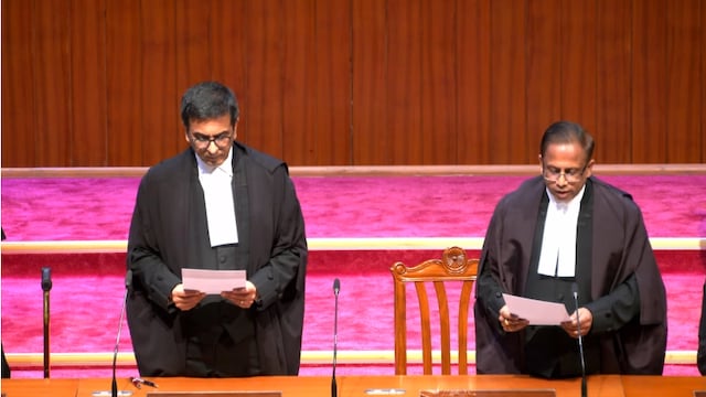Supreme Court achieves full strength after two new judges take oath ...
