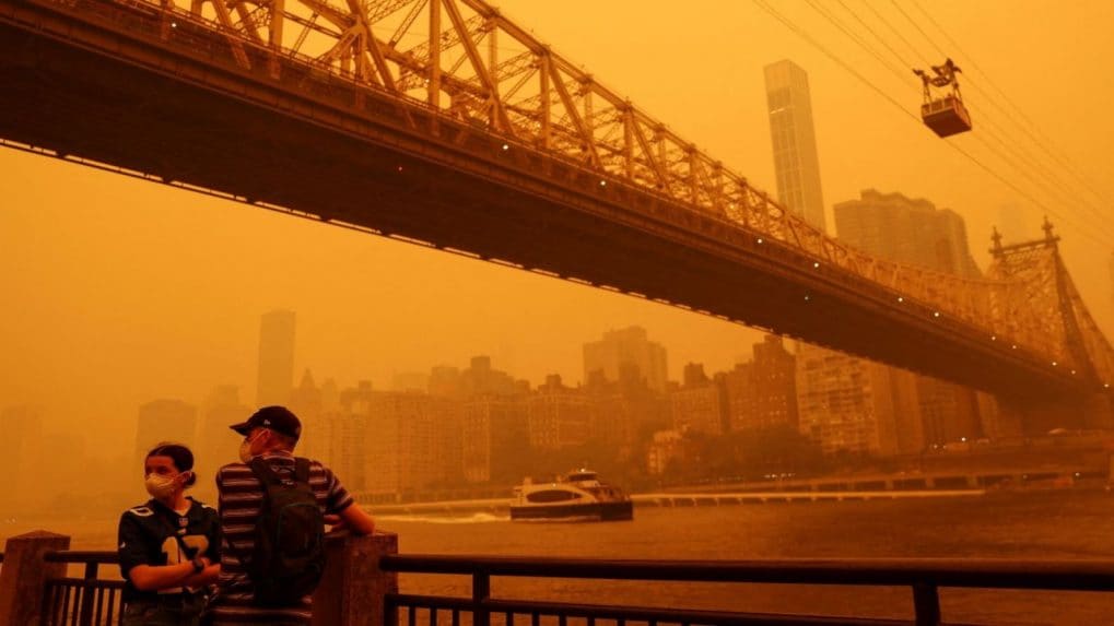 Watch Massive wildfire in Canada blankets New York City skyline in