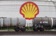 Shell investors unite with activist group urging greater carbon emissions cut