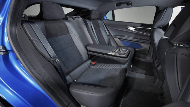 Renault unveils aviation-inspired flagship SUV 'Rafale' at Paris Air ...