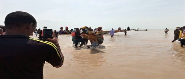 Nigeria Boat Capsizes Boat Capsizes In Northern Nigeria At Least 100 Wedding Guests Dead 1563