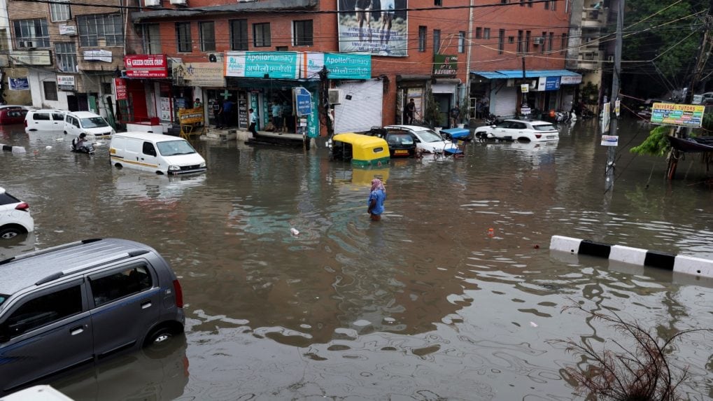 Delhi traffic impacted as Yamuna River overflows — Check roads to avoid