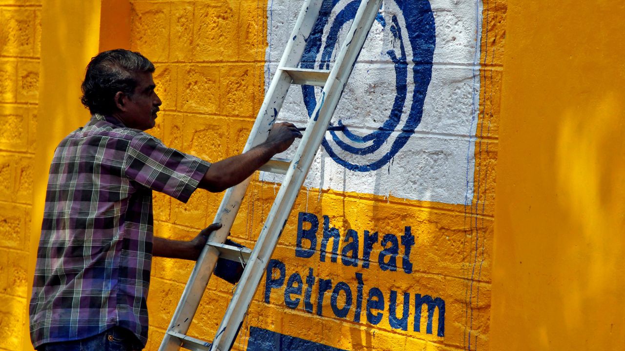 Bharat Petroleum Corporation Limited - BPCL is turning drops into a sea of  change. With the help of a CSR Project BOOND, BPCL has transformed over 230  villages, making them water-positive and
