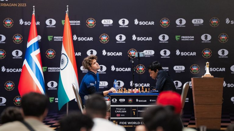 Magnus Carlsen wins first game of FIDE World Cup quarterfinal