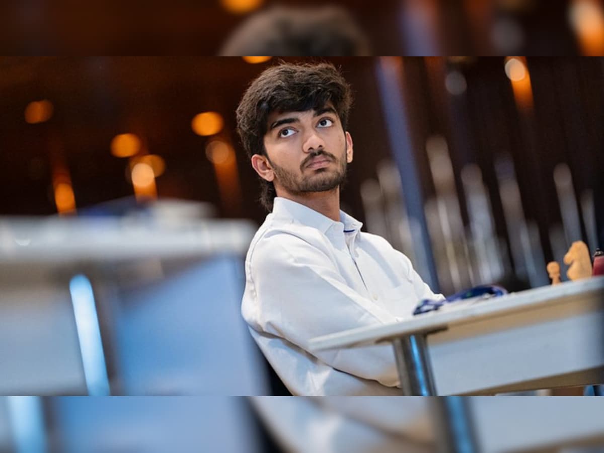 D Gukesh enters Top 10 World Rankings in live ratings. He is only one win  away from dethroning Anand as India #1 : r/chess