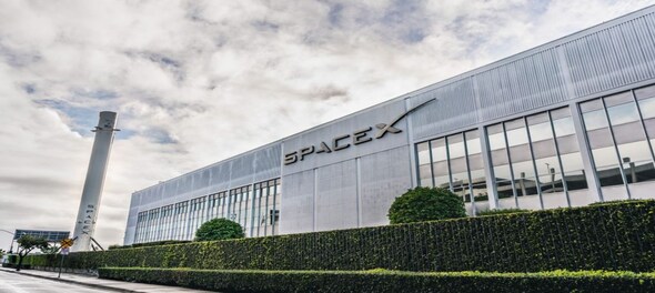 Billionaire Ron Baron says SpaceX will be worth about $500 billion by 2030