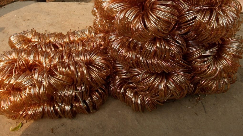 Firozabad glass exporters fear Rs 15,000 crore loss due to Israel