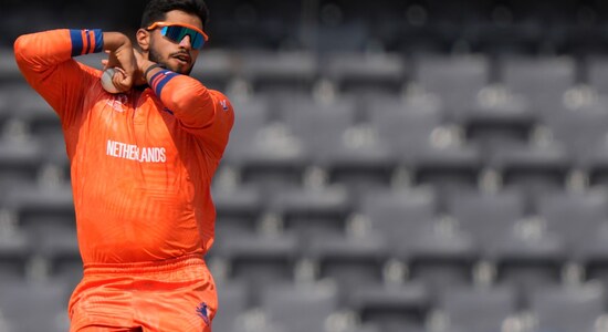 The Netherlands made an inspired start in the match as they dished out three maidens upfront. Three of those two overs were bowled by off-spinner Aryan Dutt. (Image: AP)