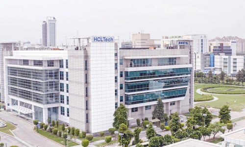 HCLTech aims to outperform peers in FY25: CEO C Vijayakumar