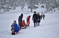 Early snow in Kashmir transforms Gulmarg into a winter wonderland, boosts tourism Early snow in Kashmir transforms Gulmarg into a winter wonderland, boosts tourism