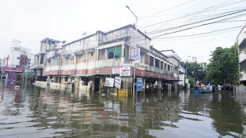 Chennai Floods: City Grapples With Power Cut, Flood Waters In The ...