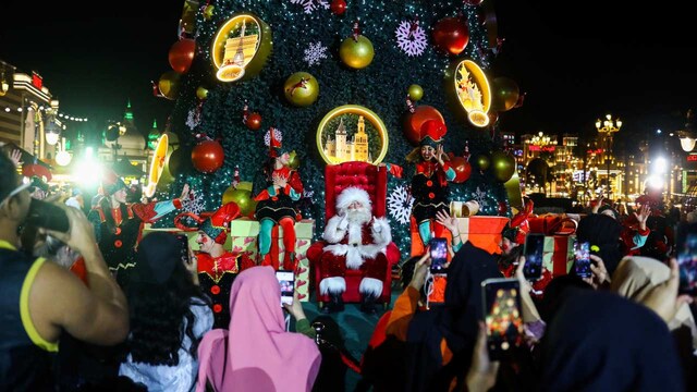 Celebrating Christmas in Dubai? Do visit these 5 bazaars for an ...