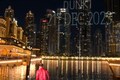Dunki promotions in Dubai: Shah Rukh Khan makes fans groove at Burj Khalifa