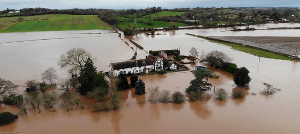 Britain hit by flooding after heavy rain swells major rivers - CNBC TV18