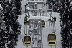 Early snowfall in Jammu and Kashmir boosts Gulmarg Gondola as 1 million tourists take scenic ride