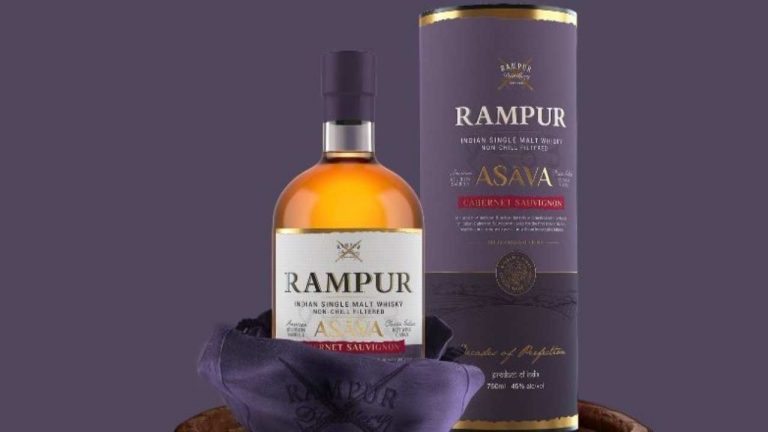 Rampur Vintage Select Casks Single Malt Whisky 0,7L -GB- - Luxurious Drinks  B.V.