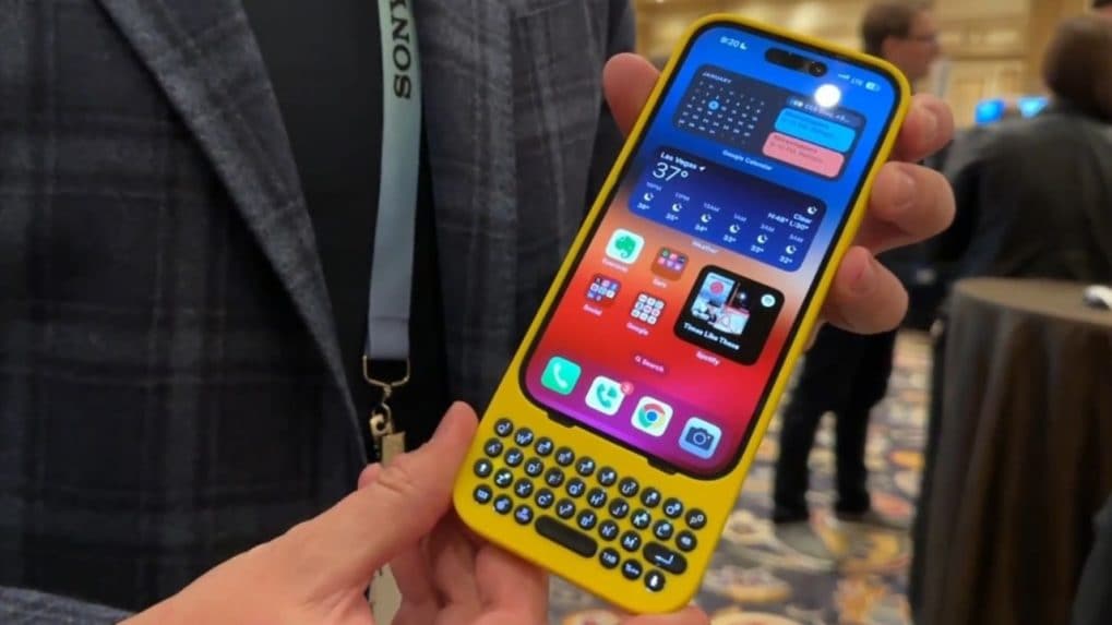 This company would make Apple iphone circumstances with Qwerty keyboards